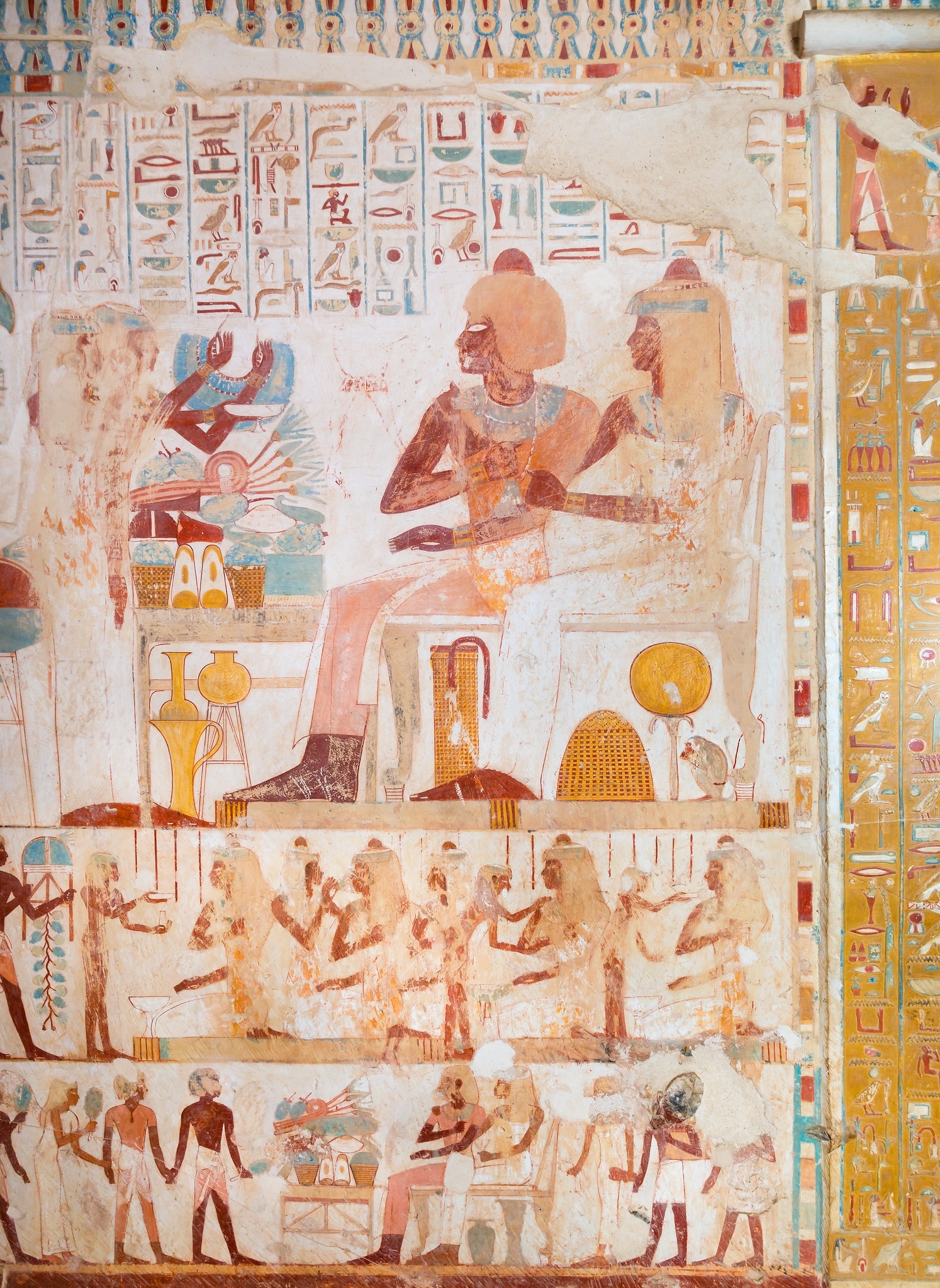 The royal scribe Userhat and his wife Mutneferet in TT56