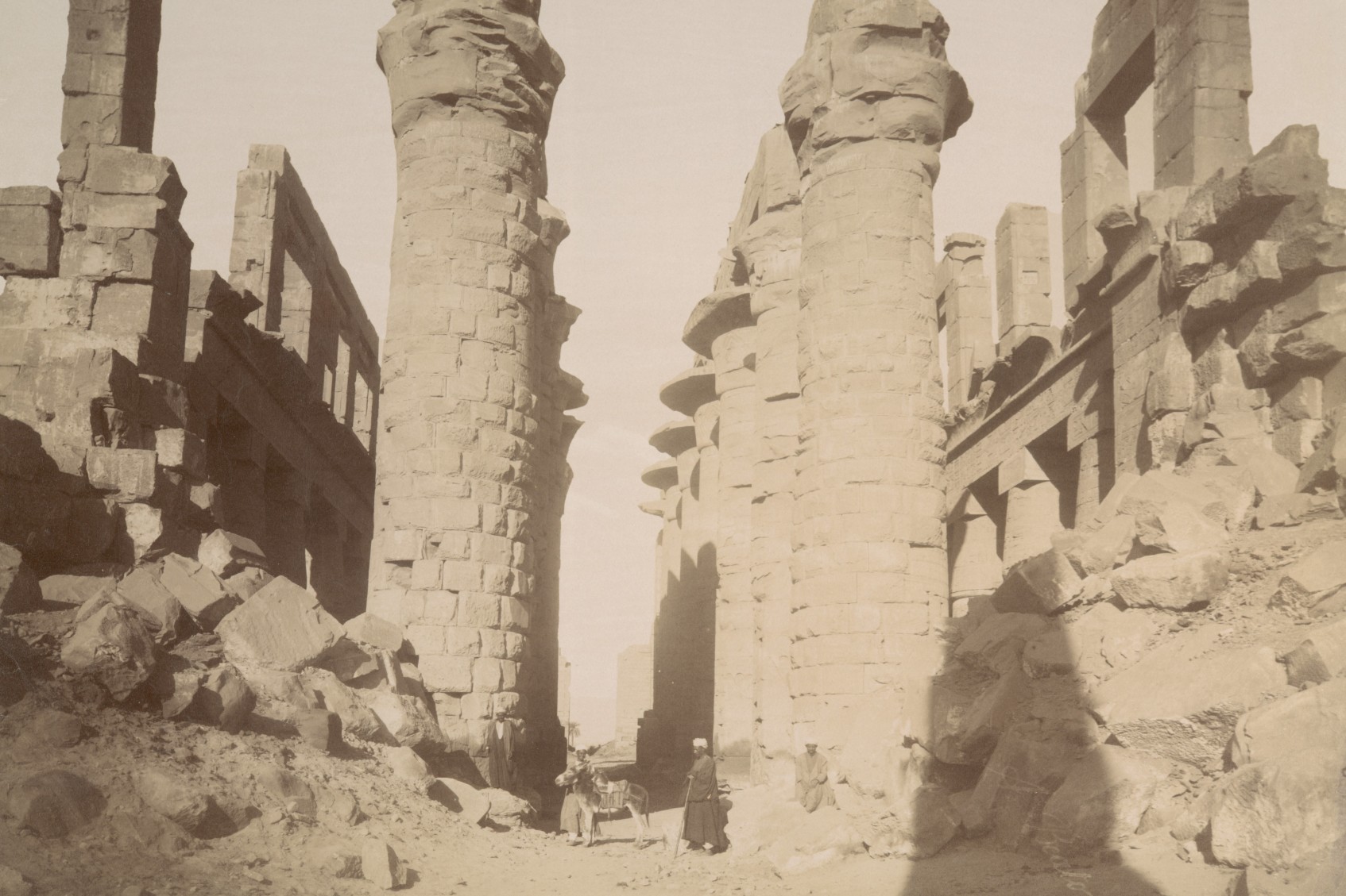 The Memnonium - The fallen Colossus - Explore Luxor