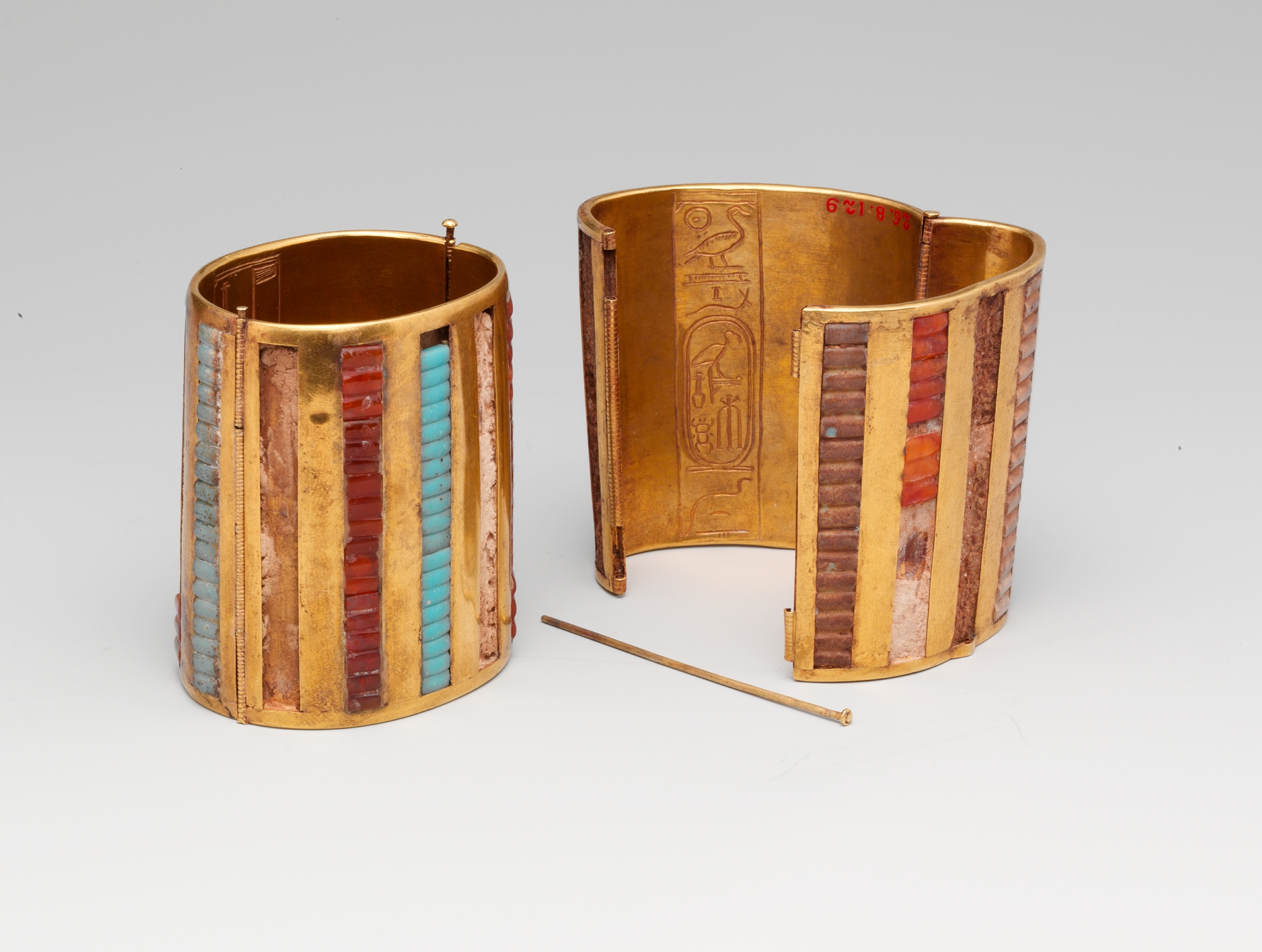 Hinged cuff bracelets from the New Kingdom