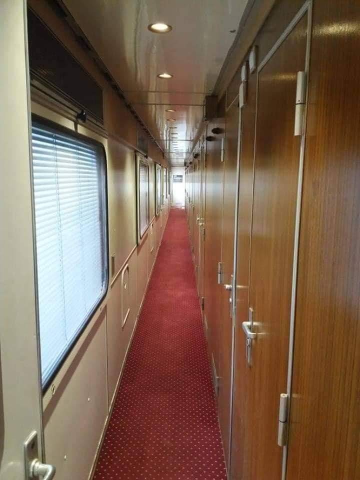 Sleeper train