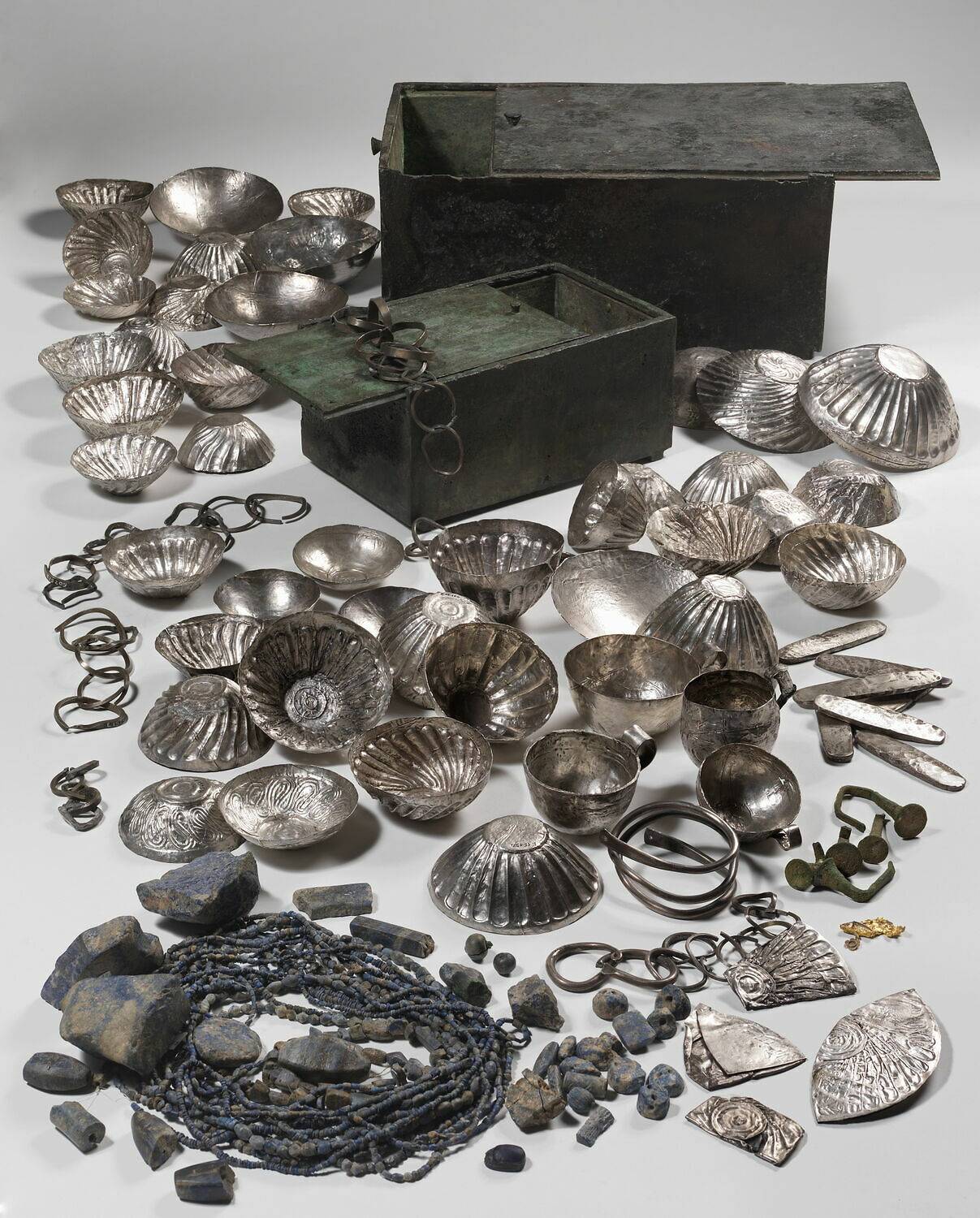 Objects from the Tod Treasure, including silver vessels and lapis lazuli