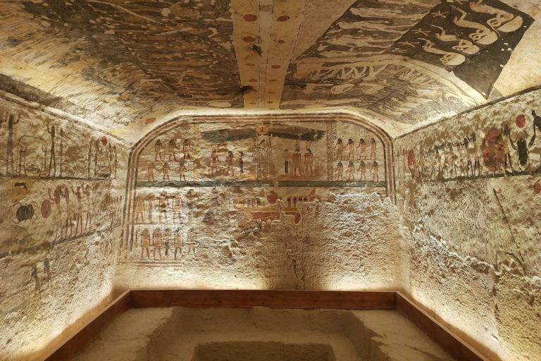 Read more about the article Tomb of Ramesses IX, KV6