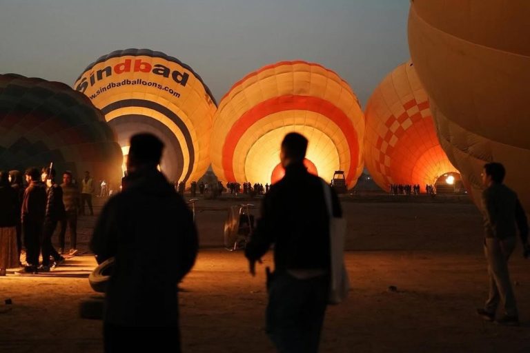 Read more about the article Luxor and Hurghada Travel Guide