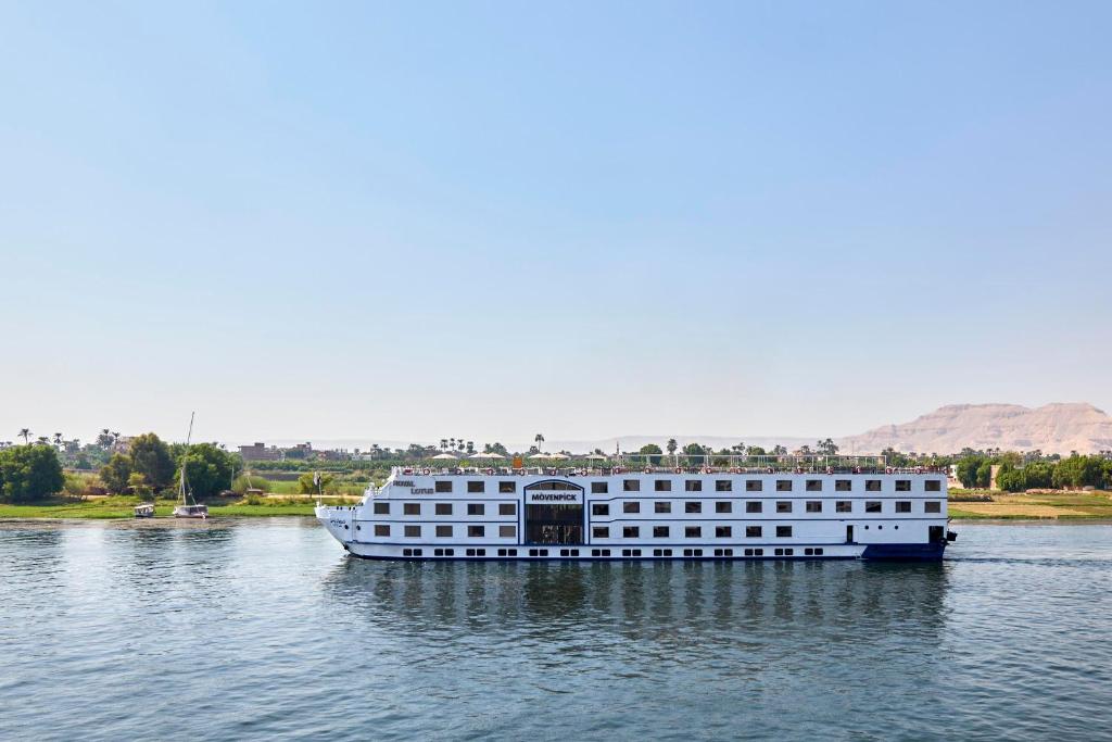 Mövenpick Royal Lotus Nile Cruise